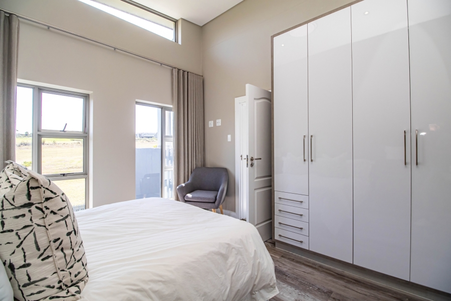 4 Bedroom Property for Sale in Oubaai Western Cape